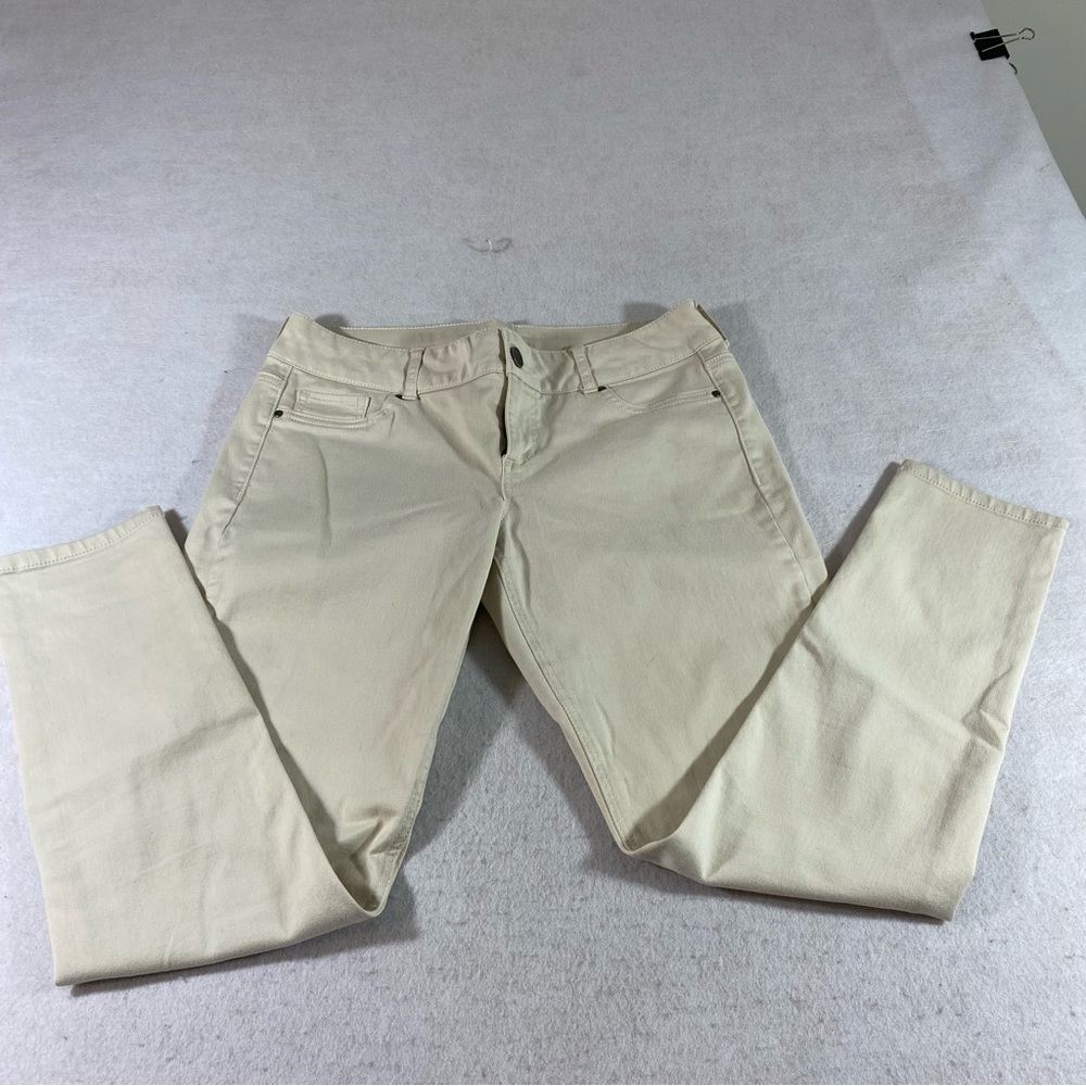 Maurices Cream skinny Jeans Large size with Spandex NWOT pockets Woman’s…